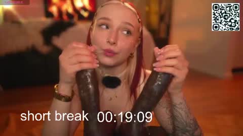 Snapshot of suk_ki chatting on July 16, 7:58 am Lika ginger Jessy blond online show from July 16, 7:58 am
