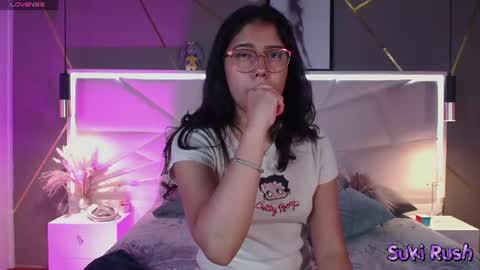 Snapshot of sukirush chatting on June 30, 11:44 am SUKI online show from June 30, 11:44 am