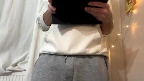 Niko online show from October 25, 4:35 pm