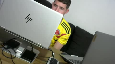 The Sultan online show from September 12, 10:10 pm