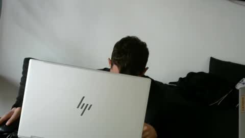 The Sultan online show from September 20, 8:10 pm