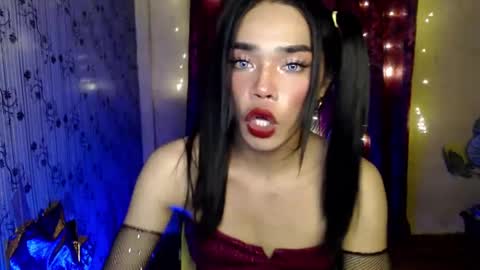sultry_sirenxx online show from December 22, 12:38 pm