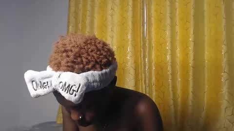 Snapshot of sulwe_ chatting on November 30, 11:58 am sulwe_ online show from November 30, 11:58 am