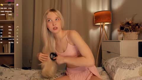 Nelly online show from October 19, 7:47 pm