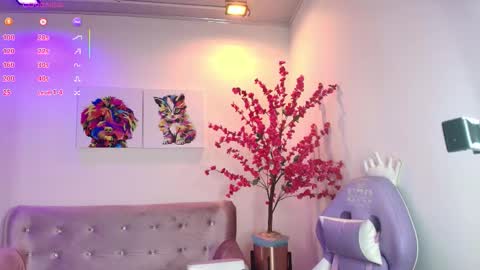 Snapshot of summer_miller chatting on November 22, 11:42 am summer_miller online show from November 22, 11:42 am