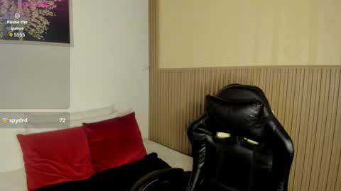 Summer online show from March 6, 11:28 am