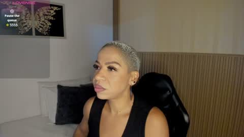 Snapshot of summer_night_ chatting on June 12, 11:42 am Summer online show from June 12, 11:42 am
