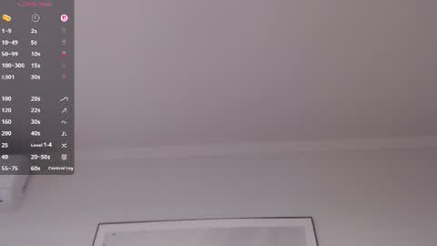 Snapshot of summer_time13 chatting on July 14, 6:35 pm Liby online show from July 14, 6:35 pm