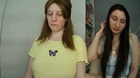 summerbluesky online show from May 5, 4:04 pm