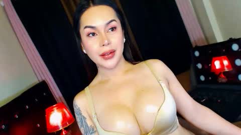 Summer online show from January 6, 11:25 am