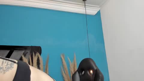 Summer online show from January 11, 6:12 pm