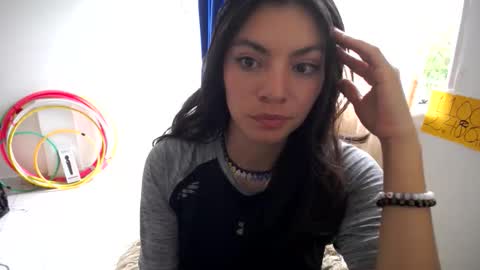 moon1 online show from March 10, 3:50 pm