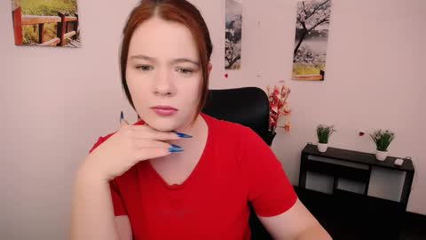 Snapshot of sun_lovely chatting on September 24, 12:30 pm Alexi online show from September 24, 12:30 pm