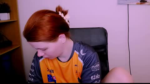 Alexi online show from March 29, 3:39 am