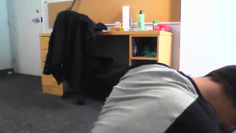 Sundoog online show from February 3, 4:12 pm