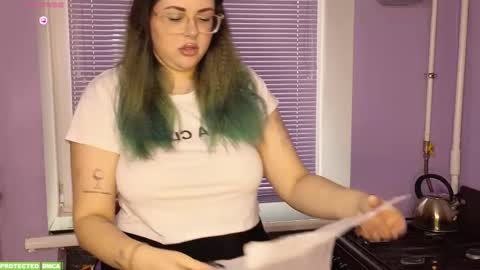 Tina. Im topless model  online show from November 5, 1:11 pm