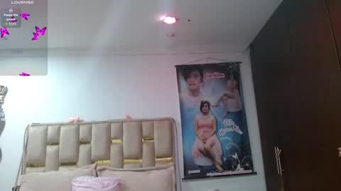 Jeraldine online show from November 18, 2:06 am