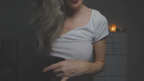 Hi Im Sunnie - Next show Friday August 1 online show from March 19, 2:48 am