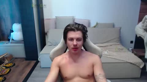 Alice and Sergey online show from February 7, 10:30 am