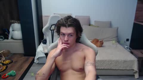 Alice and Sergey online show from February 20, 6:59 am