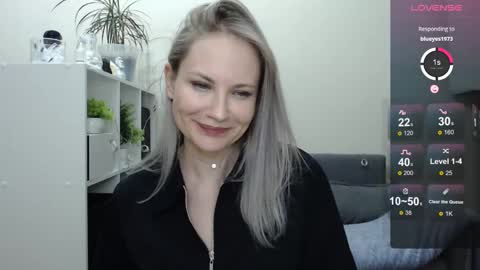 Naomi online show from December 20, 5:29 pm