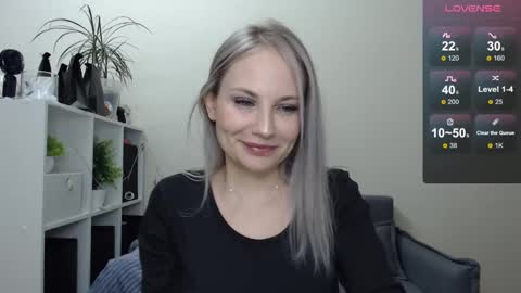 Naomi online show from January 2, 8:13 pm