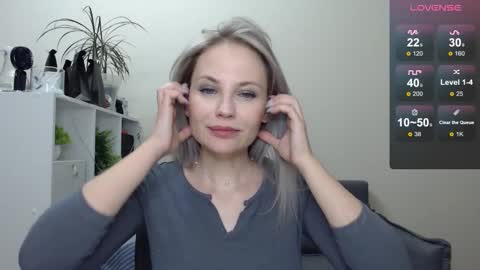 Naomi online show from January 3, 5:28 am