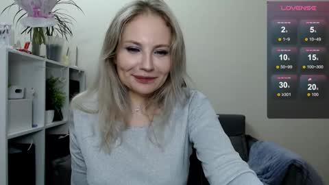 Naomi online show from March 8, 10:56 pm