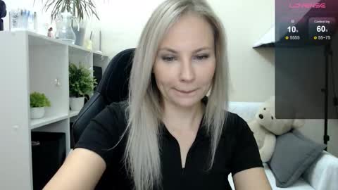 Naomi online show from October 20, 4:57 am