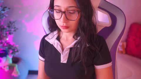 SUNNY online show from February 4, 3:45 am