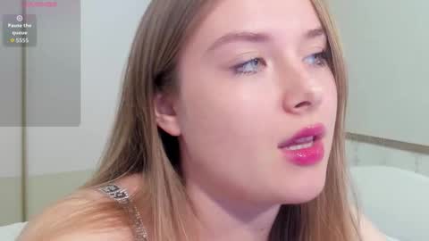 Vanessa online show from December 17, 7:03 am