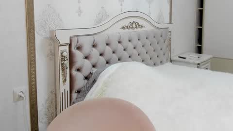 Vanessa online show from February 14, 5:26 am