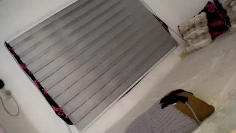Snapshot of sunny_sexie chatting on July 12, 5:59 pm sunny_sexie online show from July 12, 5:59 pm