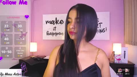  Sunny  online show from December 21, 9:36 pm