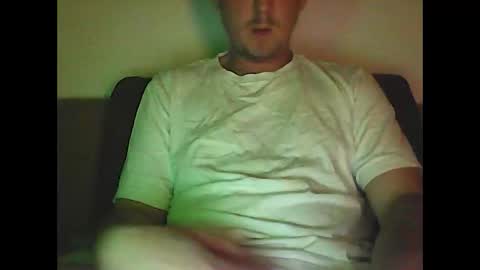 Snapshot of sunnygun0 chatting on February 26, 4:03 pm sunnygun0 online show from February 26, 4:03 pm