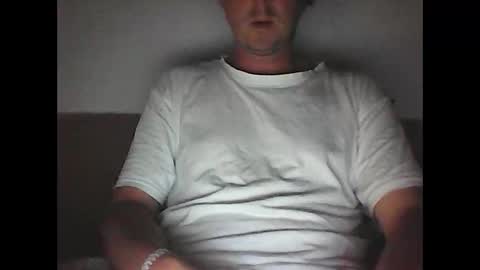 Snapshot of sunnygun0 chatting on September 22, 11:12 am sunnygun0 online show from September 22, 11:12 am