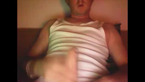 Snapshot of sunnygun0 chatting on October 9, 6:39 pm sunnygun0 online show from October 9, 6:39 pm