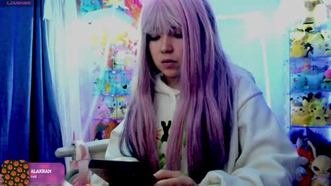 Snapshot of sunofureku_melody chatting on December 6, 11:25 pm RAVENCLAU GIRL online show from December 6, 11:25 pm
