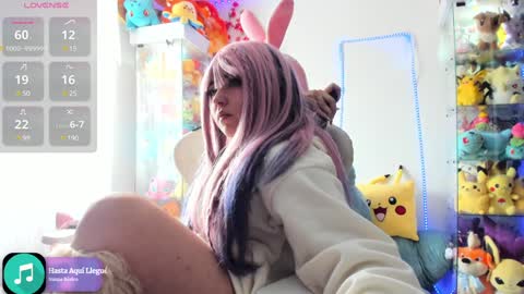 Snapshot of sunofureku_melody chatting on December 18, 9:08 pm RAVENCLAU GIRL online show from December 18, 9:08 pm