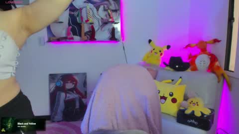 Snapshot of sunofureku_melody chatting on October 7, 12:13 pm RAVENCLAU GIRL online show from October 7, 12:13 pm