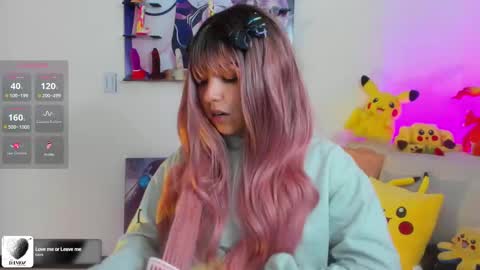 Snapshot of sunofureku_melody chatting on October 20, 7:14 pm RAVENCLAU GIRL online show from October 20, 7:14 pm