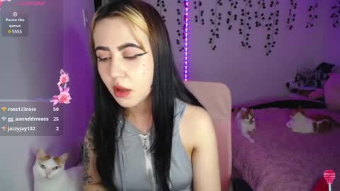 Sunset online show from December 11, 5:53 am