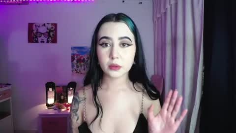 Snapshot of sunset_pienk chatting on July 9, 2:59 am Sunset online show from July 9, 2:59 am