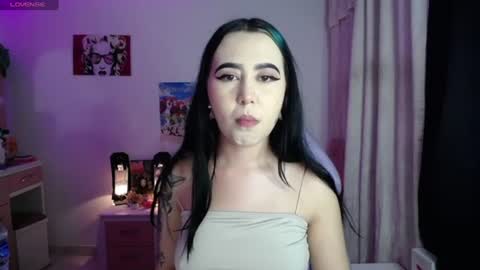 Snapshot of sunset_pienk chatting on July 12, 3:52 am Sunset online show from July 12, 3:52 am