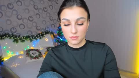 sunsetwithava online show from December 12, 8:36 am