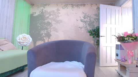 Snapshot of sunshine13_ chatting on March 23, 1:15 pm Eva online show from March 23, 1:15 pm