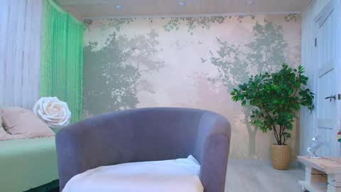 Eva  online show from May 30, 5:26 am