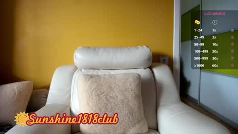 Snapshot of sunshine1818club chatting on February 7, 8:11 am Angela Sunshine1818club online show from February 7, 8:11 am
