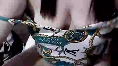 Snapshot of sunshine_38 chatting on January 8, 1:11 am sunshine_38 online show from January 8, 1:11 am