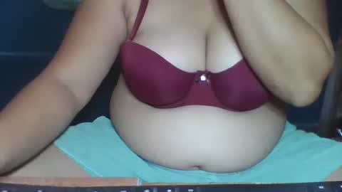 sunshine_789 online show from April 28, 7:57 am